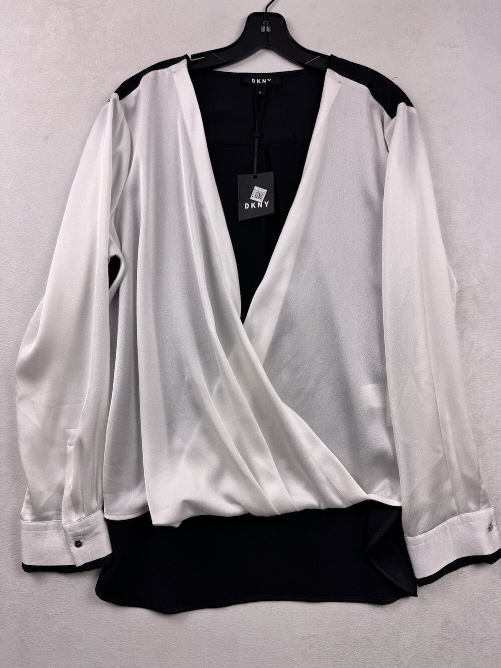 DKNY Women’s Surplice Cross Front Long Sleeve Blouse Black White Size XL NWT